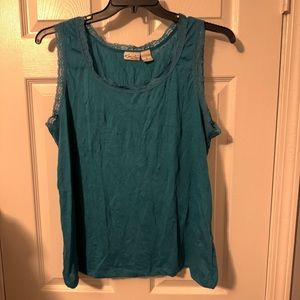 Kim Rogers 1X lace-trimmed tank